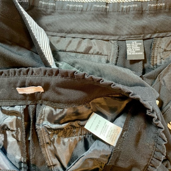 Black capri bundle Maurices | gaucho sz 1/2 | ruffle trim capri sz 3/4 - Picture 2 of 7